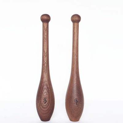 UK made Spalding ES Indian clubs with worldwide shipping.